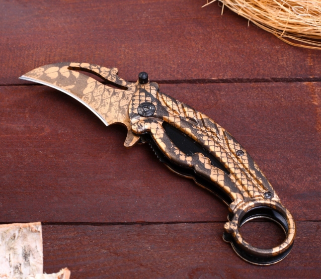 Нож-керамбит "Ящерицы", лезвие 6 см, с фиксатором   4411950