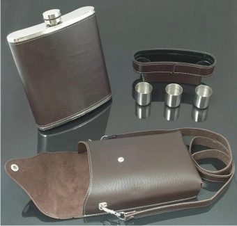 Фляга со стопками GENTELO 6-3906 в чехле