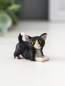 Сувенир полистоун "Чёрно-белый котёнок" МИКС.10212764