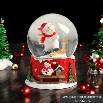 Сувенир полистоун водяной шар "Белый мишка на сноуборде" 7х8х9 см   9472959