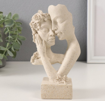 Бюст фигурка «Влюблённые с цветами» 9.5×6×17 см 10323464